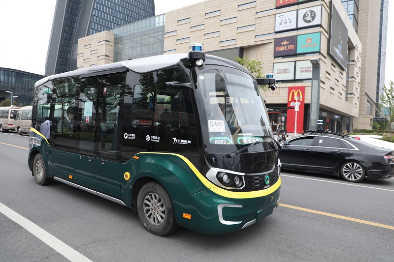 2021年,苏州高铁新城投入实际运营的轻舟无人小巴.JPG