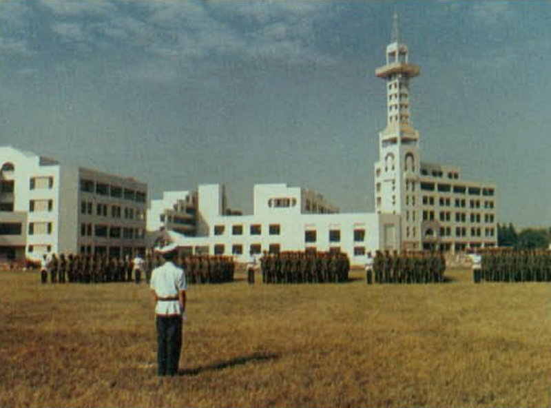 1993年,竣工投入使用的省邮电学校的新校区.jpg